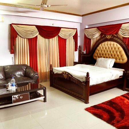 Hotel Blue Bird Dhaka Bagian luar foto