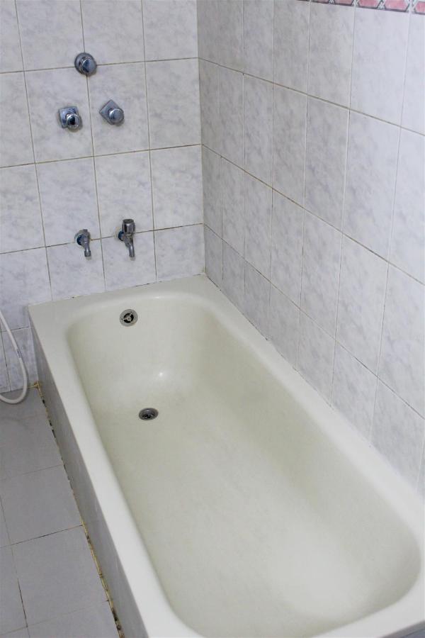 Hotel Blue Bird Dhaka Bagian luar foto