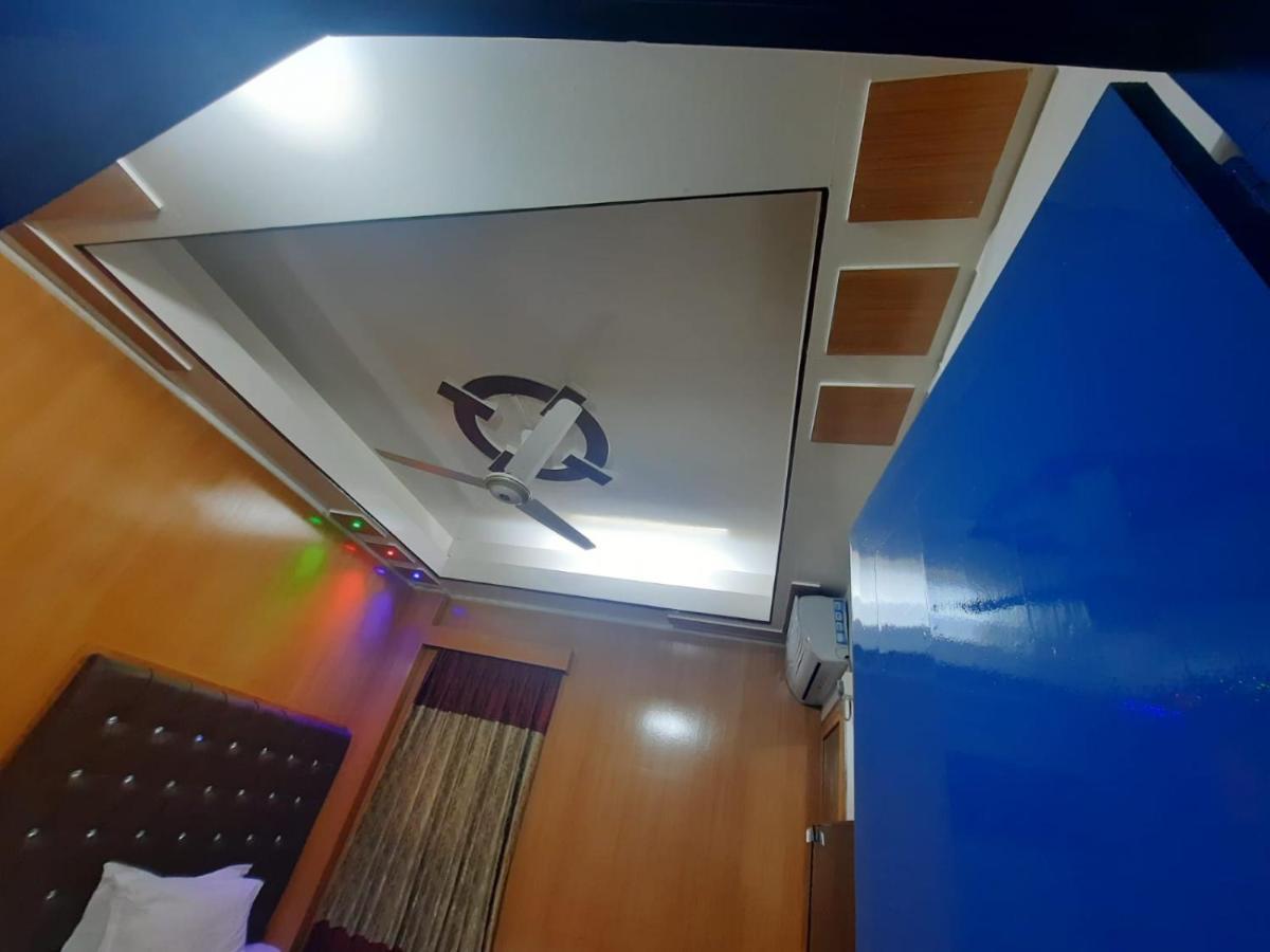 Hotel Blue Bird Dhaka Bagian luar foto