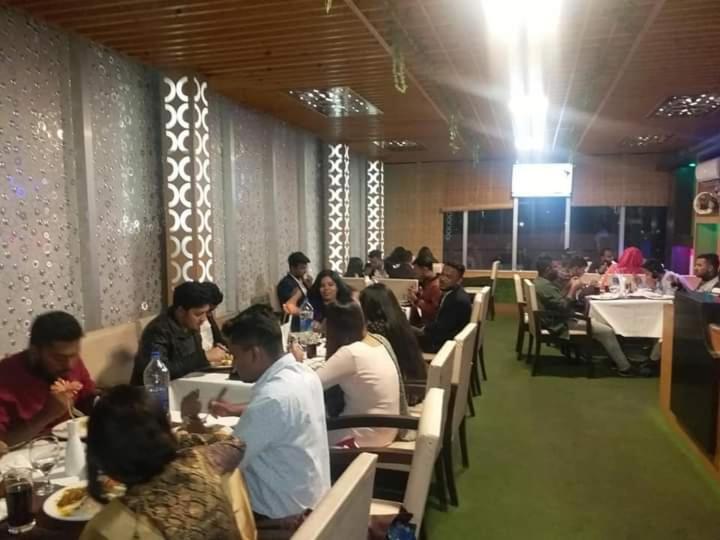 Hotel Blue Bird Dhaka Bagian luar foto