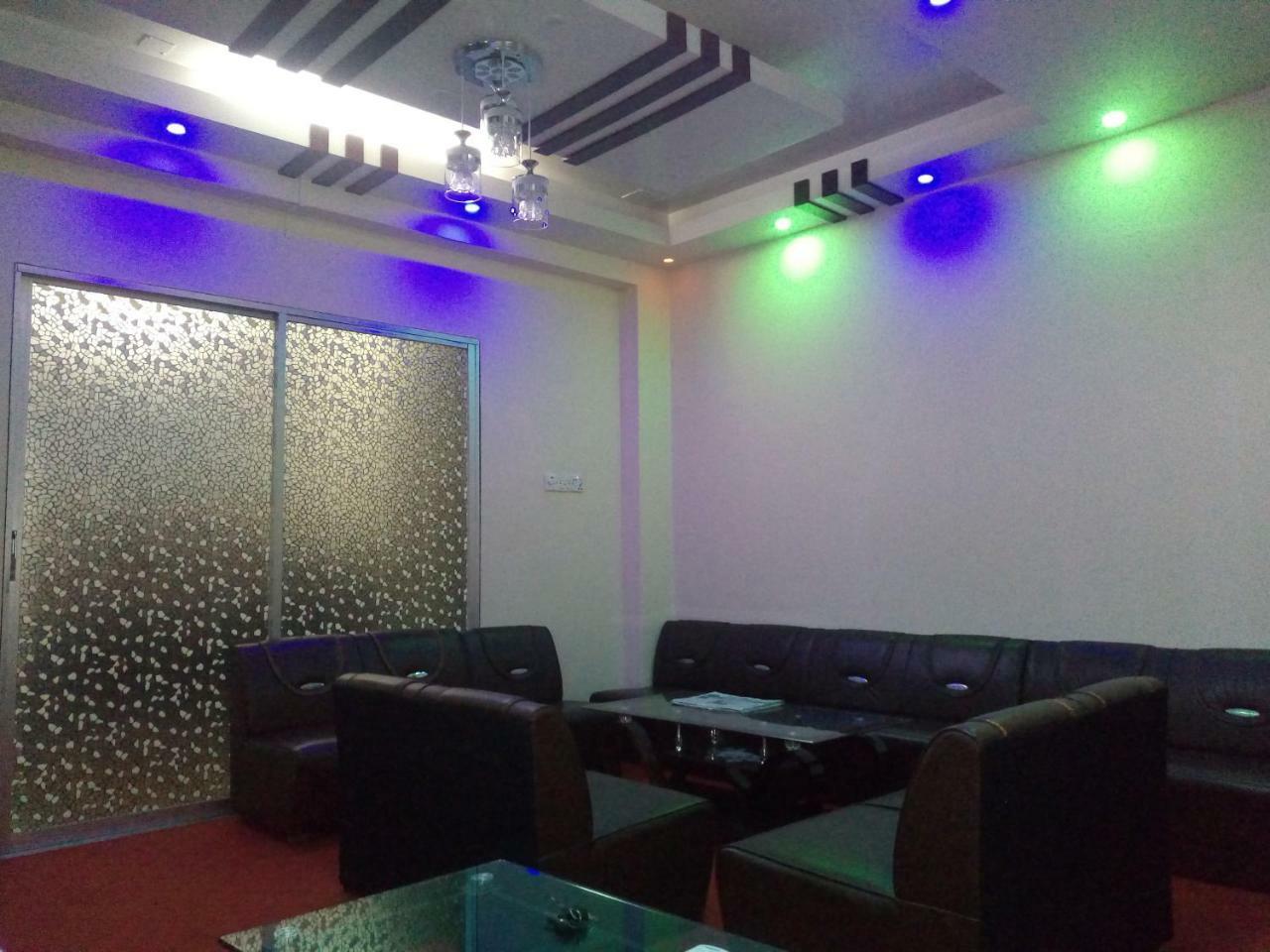 Hotel Blue Bird Dhaka Bagian luar foto